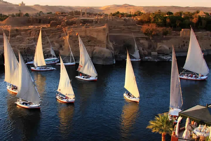 SAILING BY FELUCCA IN ASWAN